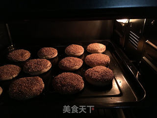 芝麻酱烧饼的做法步骤:17