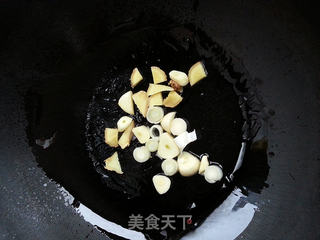 香菇胡萝卜炖鸭腿的做法步骤:6
