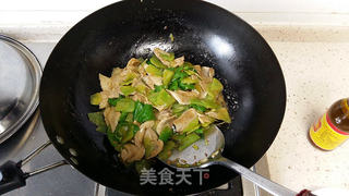 青笋猪肚片的做法步骤:6