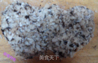 香菇胡萝卜猪肉丸的做法步骤:2
