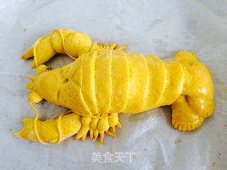 豆沙馅龙虾面包的做法步骤:19