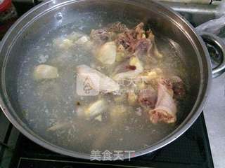 板栗焖鸡---秋季养生食谱的做法步骤：3