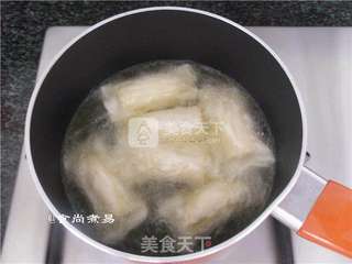云吞皮变身香蕉派的做法步骤:5