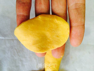 豆沙馅龙虾面包的做法步骤:9