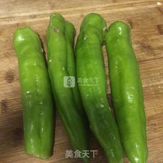 煎尖椒的做法步骤:2