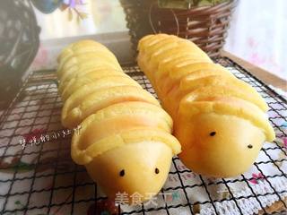 毛毛虫豆沙面包的做法步骤:30