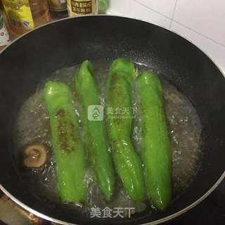 煎尖椒的做法步骤:4