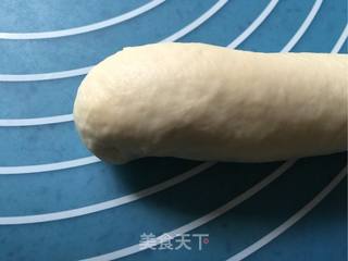 毛毛虫豆沙面包的做法步骤:12