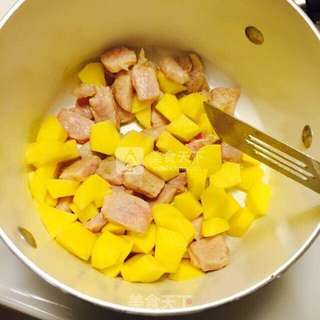 猪肉片焖土豆的做法步骤:5
