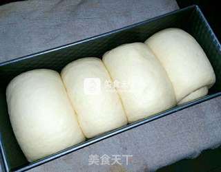 躲猫猫的馅---酸奶香蕉土司的做法步骤:9