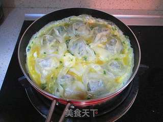 营养丰富的早餐----蛋煎馄饨的做法步骤:5