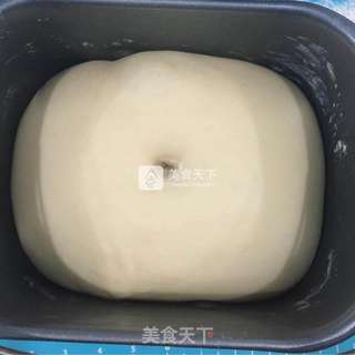 毛毛虫面包的做法步骤:4