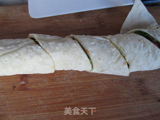 酥炸小河虾卷饼的做法步骤:16