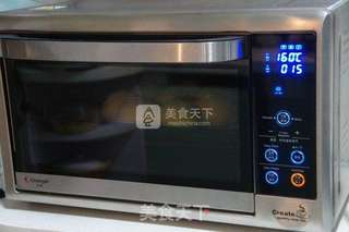 南瓜紫薯早餐包的做法步骤:10