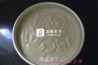 黑芝麻戚风蛋糕的做法步骤:10