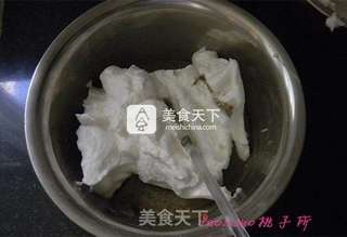 黑芝麻戚风蛋糕的做法步骤:8