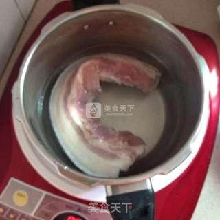 什锦五花肉卷的做法步骤:2
