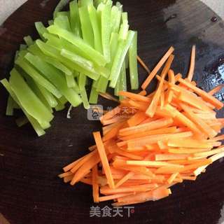 什锦五花肉卷的做法步骤:3
