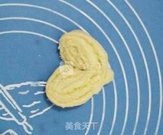 爱心椰蓉面包的做法步骤:25