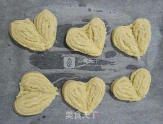 爱心椰蓉面包的做法步骤:26