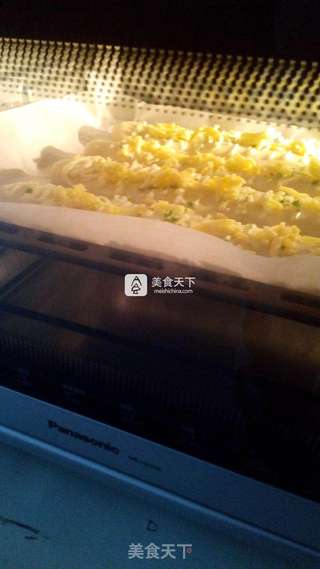 香葱沙拉夹心面包的做法步骤:23
