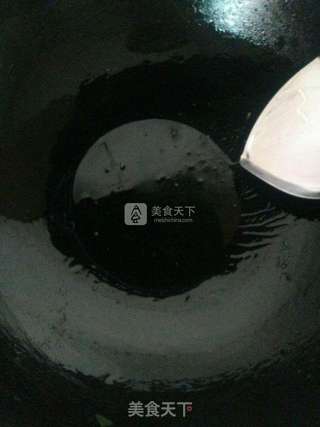 挂霜花生的做法步骤:2