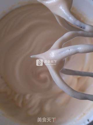 红糖戚风的做法步骤:8