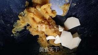 东菱热旋风之一键红薯面包的做法步骤:3