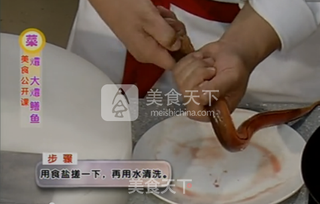 【桃李厨艺】色泽酱红、汤汁浓稠的淮扬菜,你会做吗?其实挺简单的,不信你看!的做法步骤:2