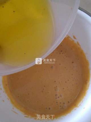 红糖戚风的做法步骤:3
