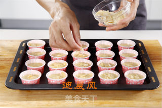 (百分百成功)杏仁杯仔小蛋糕的做法步骤:9