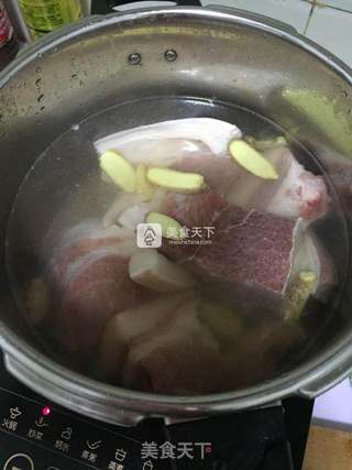 白切肉的做法步骤:2