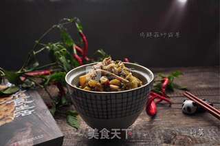 鸡腿菇炒咸菜的做法步骤:10