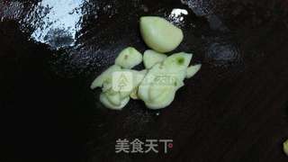 黄鳝鱼炒韭菜的做法步骤:3