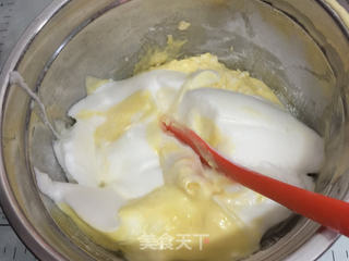 栗蓉奶油蛋糕卷的做法步骤:7