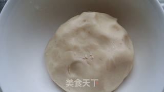 豆沙葵花酥的做法步骤:2