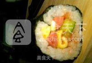 包裹着的爱------紫菜包饭的做法步骤:8