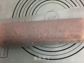 栗蓉奶油蛋糕卷的做法步骤:19
