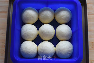 豆沙餐包的做法步骤:8