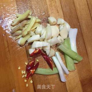 孜然羊肉的做法步骤:3