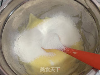 栗蓉奶油蛋糕卷的做法步骤:6