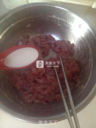 鱼香肉丝的做法步骤:4