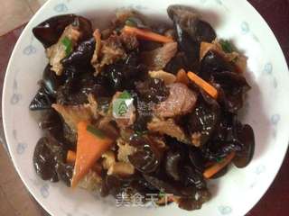 木耳酱肉的做法步骤:7