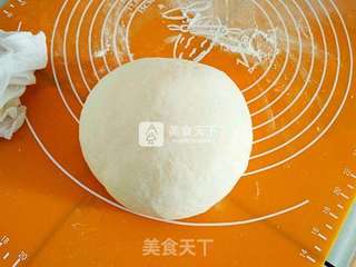白菜猪肉糜锅贴的做法步骤:2