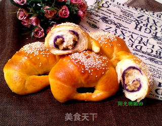 黄金肉松牛角包的做法步骤:14