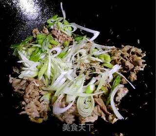 葱爆孜然羊肉的做法步骤:5