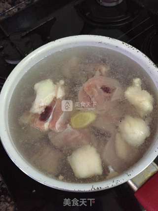 啤酒土豆鸡的做法步骤:2