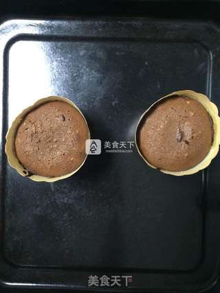 法式熔岩巧克力蛋糕的做法步骤:11