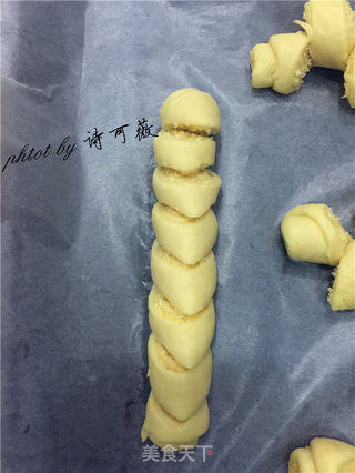 椰蓉串串面包的做法步骤:17