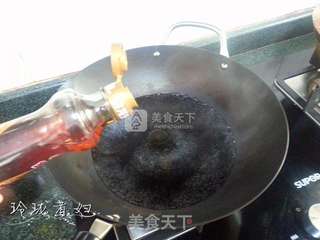 枸杞猪肝汤的做法步骤:2